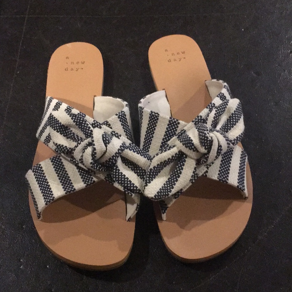 Knotted Bow Slide Sandals NWOT